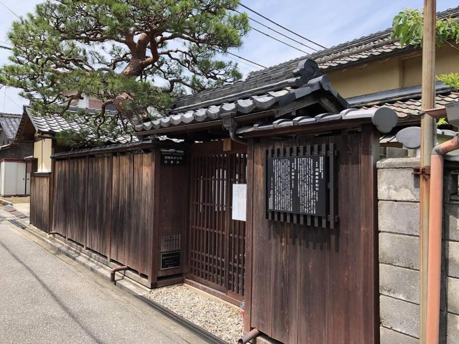 Villa Hikone Castle Buitenkant foto