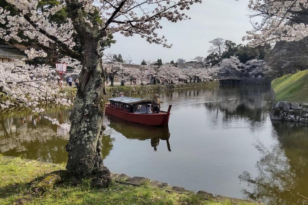 Villa Hikone Castle Buitenkant foto